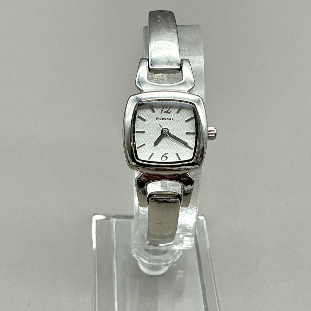 Fossil Watch Womens ES-1424 Silver Square Bangle Bracelet 6" NEW BATTERY
